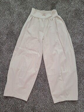 Eesome Wide Leg Barrel pants Size Small